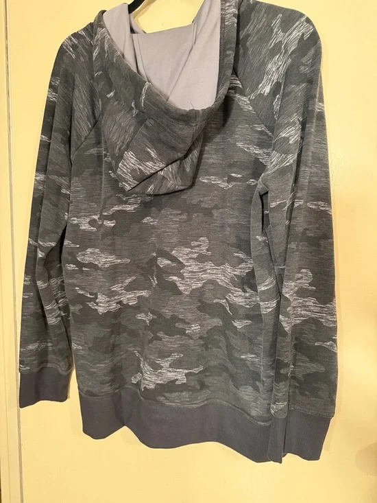 Athletic Works Gray Camouflage Pullover Hoodie - Picture 3 of 3